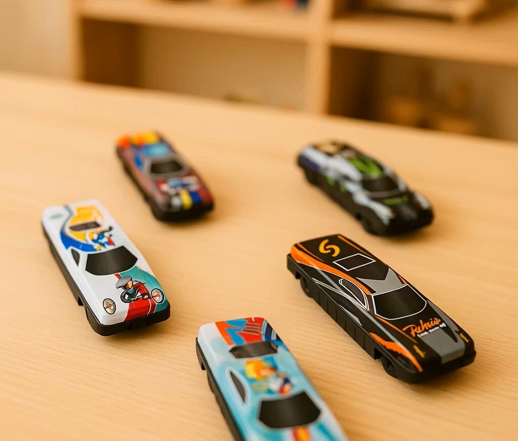 خرید ماشین بازی فلزی مینی (طرحدار) | ماشین جیبی نشکن و پرسرعت